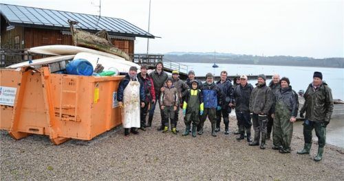 Berge von Unrat und Müll am Simsseeufer beseitigt