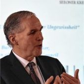 Chefsache Strategie: Führen in einer Zeit der Ungewissheit