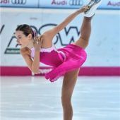 Schanzer Pirouette eröffnet Eislaufsaison