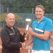 Sepp Kiefel siegt beim Tennisturnier