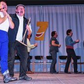 „De scho wieder“: Kabarett aus Kraiburger Gegend begeistert