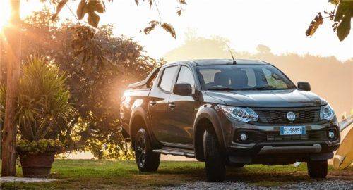 Der Fullback Cross ist für nahezu jede Fahrbahnbeschaffenheit optimal gerüstet, von asphaltierten Straßen über verschneite oder vereiste Pisten bis hin zu anspruchsvollen Offroad-Strecken. Foto fiat professional