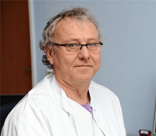 Der Parkinsonexperte Professor Dr. Johannes Schwarz erläuterte Ursachen, Diagnosemöglichkeiten und gab auch Tipps.Foto bauer