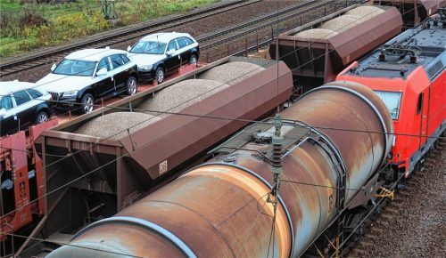 Der Zugang zum Schienengüterverkehr ist für viele Unternehmen in der Region ein Standortfaktor, mit dem sie nicht zufrieden sind. Die Gründe sind vielfältig. Foto  dpa