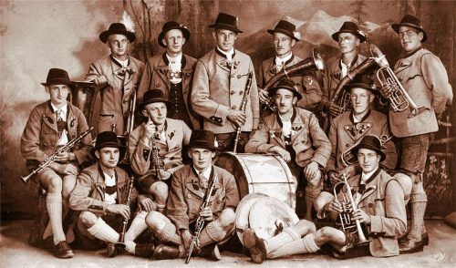 Die 1924 gegründete Simsseer Musikkapelle.