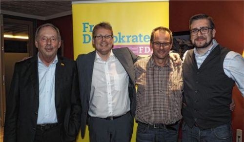 Die gewählten Kandidaten (von links): Heinz Hilgendorf, Michael Linnerer, Dirk Peschutter und Lukas Wiemers.Foto re