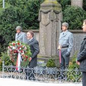 „Die Toten verpflichten die Lebenden“