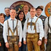 Karl Hohner übergibt an Richard Hirt