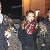 Falkner kommt zur Hubertusmesse nach Niedertaufkirchen