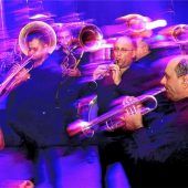 Balkan-Beats und Bettelhut