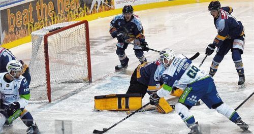 Für die Waldkraiburger Löwen war in Deggendorf nichts zu holen. Foto  del