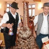 Stabwechsel beim KJR-Jugend-Hoagascht