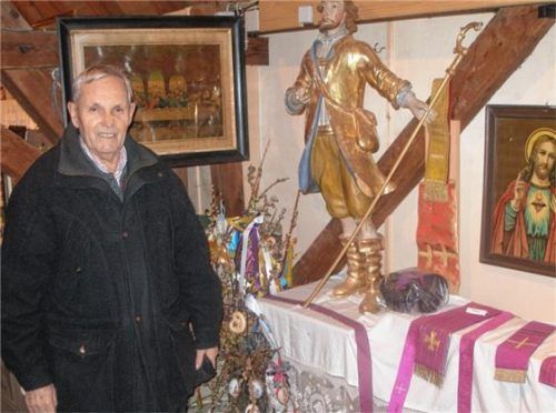 Georg Beilhack  – hier bei einer Führung im Sakralmuseum – feierte 80. Geburtstag.Foto  hauser