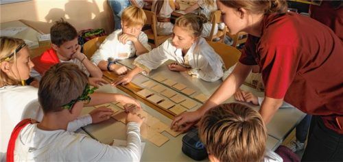 Gymnasiasten unterrichten „kleine Römer“