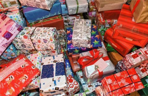 Heiligabend kann heuer nicht mehr bis mittags zum Geschenkeeinkauf genutzt werden. Foto DpA