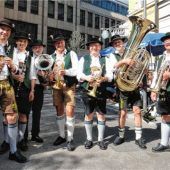 Heimatklänge bei den „Saitensprüngen“