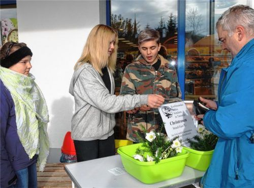 Konfirmanden-Aktion zugunsten von Kindern in Tansania