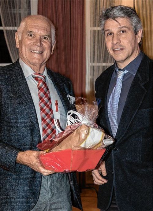 Martin Schmid, Obermeister der Bauinnung Wasserburg-Ebersberg, und Vorsitzender des Verbands baugewerblicher Unternehmer, Kreisverband Wasserburg-Ebersberg, (links) und Hauptreferent Thomas Schmid. Foto Kirchgraber