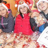 Riesenerfolg bei der Premiere: Benefiz-Weihnachtsmarkt der Waldkraiburger Schulen soll Dauereinrichtung werden