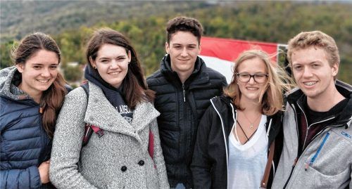 Schüler des Staatlichen Landschulheims Marquartstein besuchten Budapest.Foto  Schmid