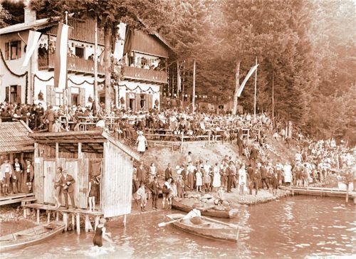 Seefest beim Waldgasthof Liebl am Simssee im Jahr 1925