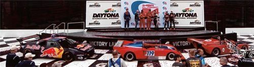 Stockerlplatz für den Nostalgie-Rennwagen von Fritz Wagner: Nur zwei waren schneller als die Nummer 7 aus Oberbayern.