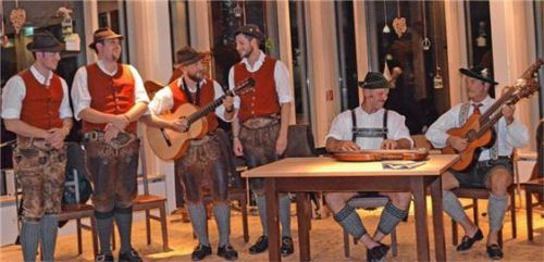 „Stommtischsänger“ auf der Herreninsel