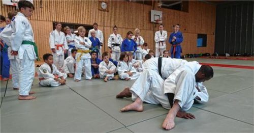 Stützpunkttraining mit Olympiateilnehmer Winston Gordon