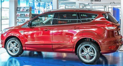SUV in der Trendfarbe Rot Metallic: In der Beliebtheit zieht er fast gleich mit dem neuen Ford Fiesta, wie die Autohändler in der Region bestätigen. Foto re