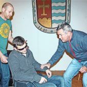 Theaterer in Hittenkirchen sind „Außer Kontrolle“