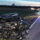 Totalschaden an beiden am Unfall beteiligten Autos