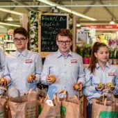 Tütenaktion für die „Kolbermoorer Tafel“