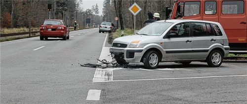 Verkehrsunfall auf der B304