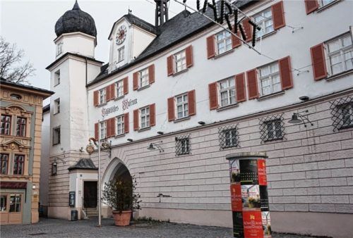 Wahrzeichen auf unsicherem Grund: Das Fundament des Mittertors muss nachgegründet und das Mauerwerk saniert werden. Foto Heise