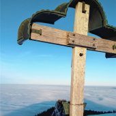 Watteartiger Wolkenteppich erfreut Wandersleut‘