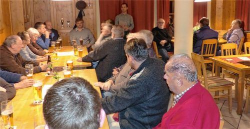 Wie in Alteiselfing interessierten sich die Eiselfinger auch in den anderen Ortsteilen für die Gemeindepolitik.