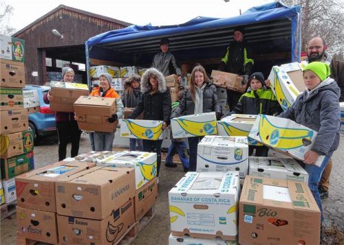 22000 Hilfspakete für notleidende Menschen auf dem Balkan