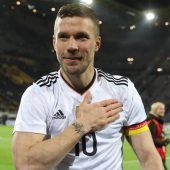 Podolski kritisiert FC-Führung