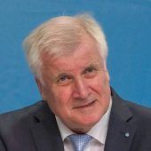 Seehofer: Fehler in der Flüchtlingspolitik gemacht
