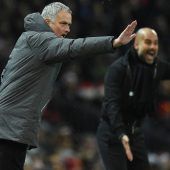 Manchester-Derby endet mit Milch, Wasser – und Blut