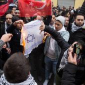 Flaggen-Eklat: Staat will reagieren