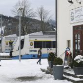 Ärger über BOB: Rentner steht hilflos am Bahnsteig