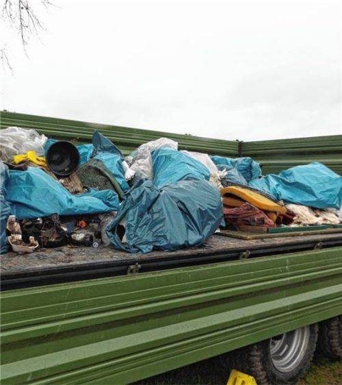 Acht Kubikmeter Müll entfernt