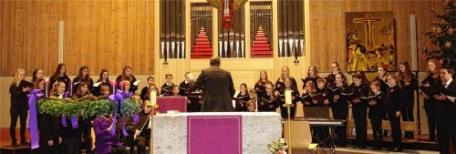 „Altöttinger“ erwärmen mit ihrer Musik die Herzen