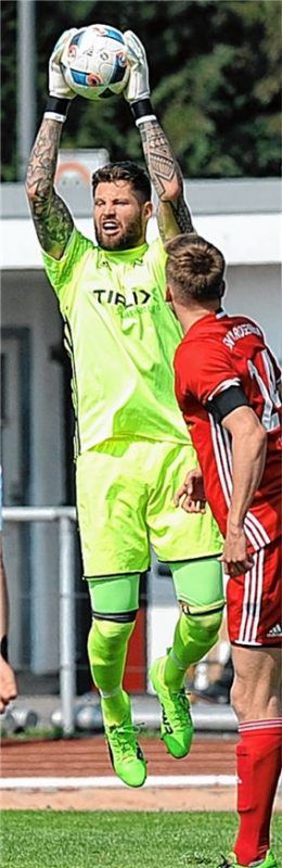Aufstiegs-Torhüter Dominik Süßmaier verlässt den TSV 1860 Rosenheim in der Winterpause. Foto  Ziegler