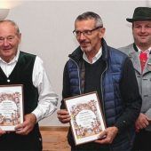 Seit 70 und 50 Jahren „Almarausch“-Trachtler