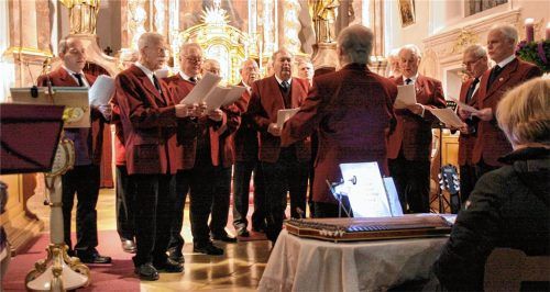 Besinnliche Stunde in der Erhartinger Pfarrkirche