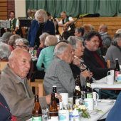 Bunter Nachmittag für Raublinger Senioren