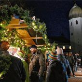 Christkindlmarkt auf der Fraueninsel bietet wunderbare Atmosphäre