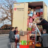 Im Lkw ist noch Platz für Packerl